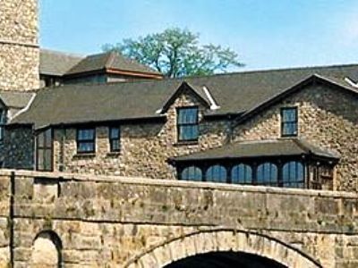 The Riverside 3*